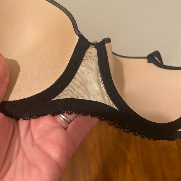 Victoria’s Secret padded black lace demi bra - Picture 6 of 9